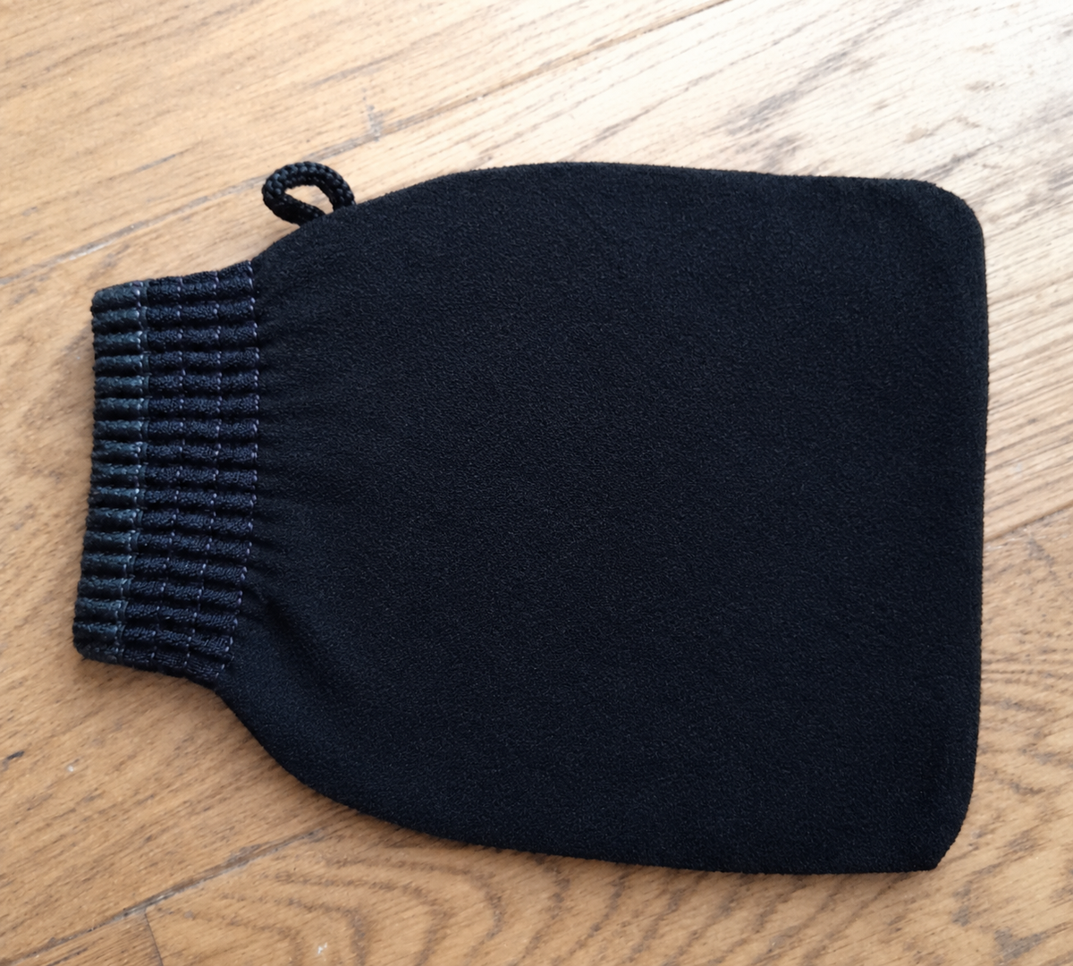 Deep Exfoliating Kessa Glove